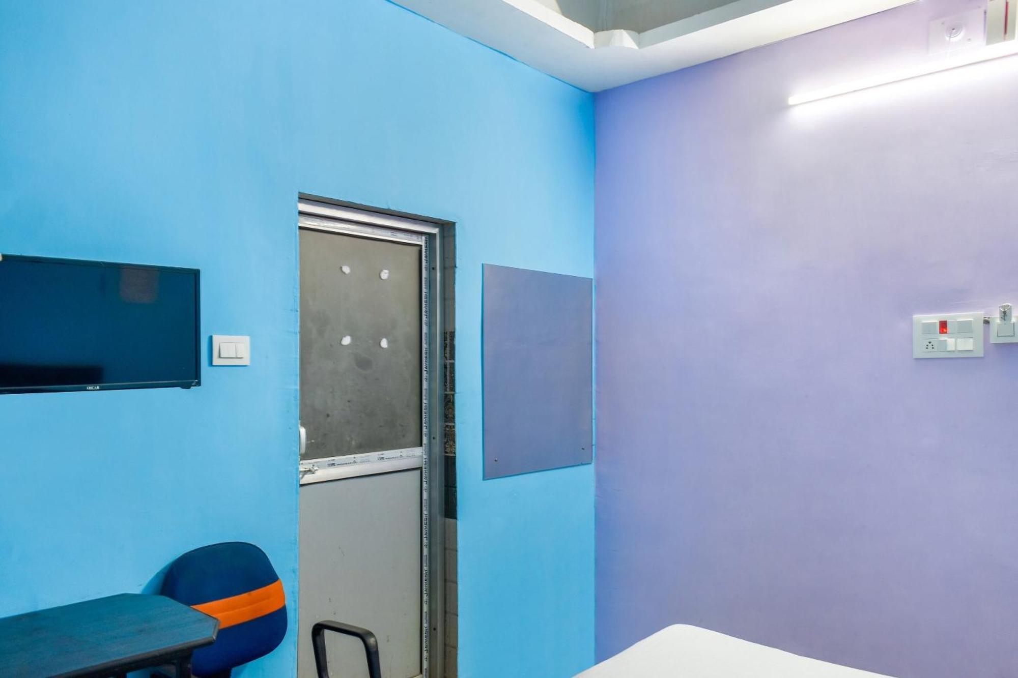 Super Hotel O Pradhan Nagar Силигури Экстерьер фото