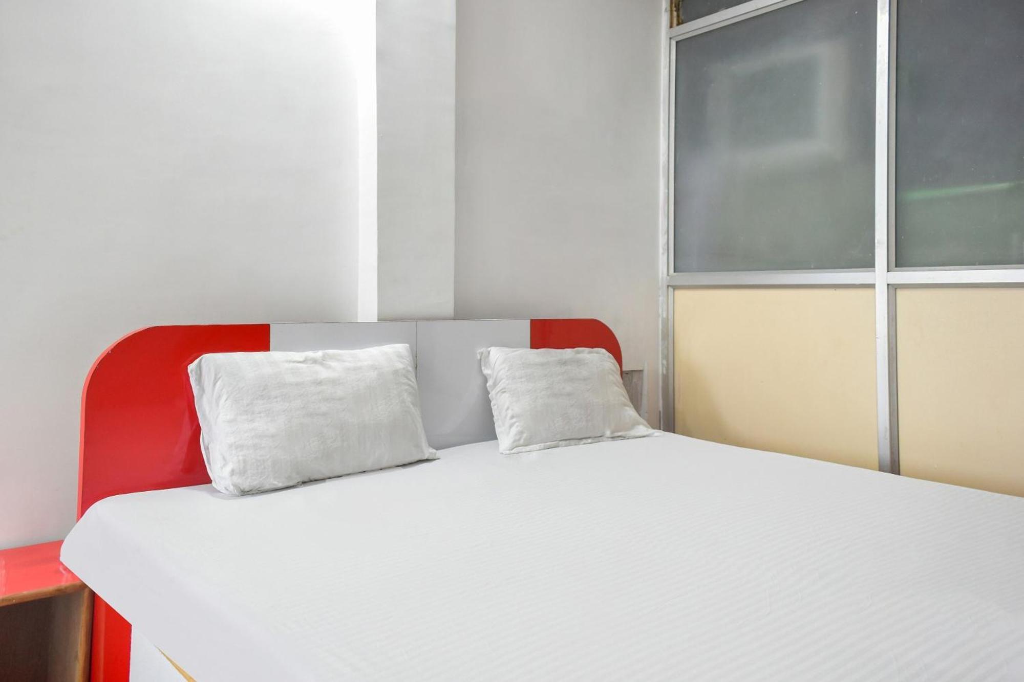 Super Hotel O Pradhan Nagar Силигури Экстерьер фото