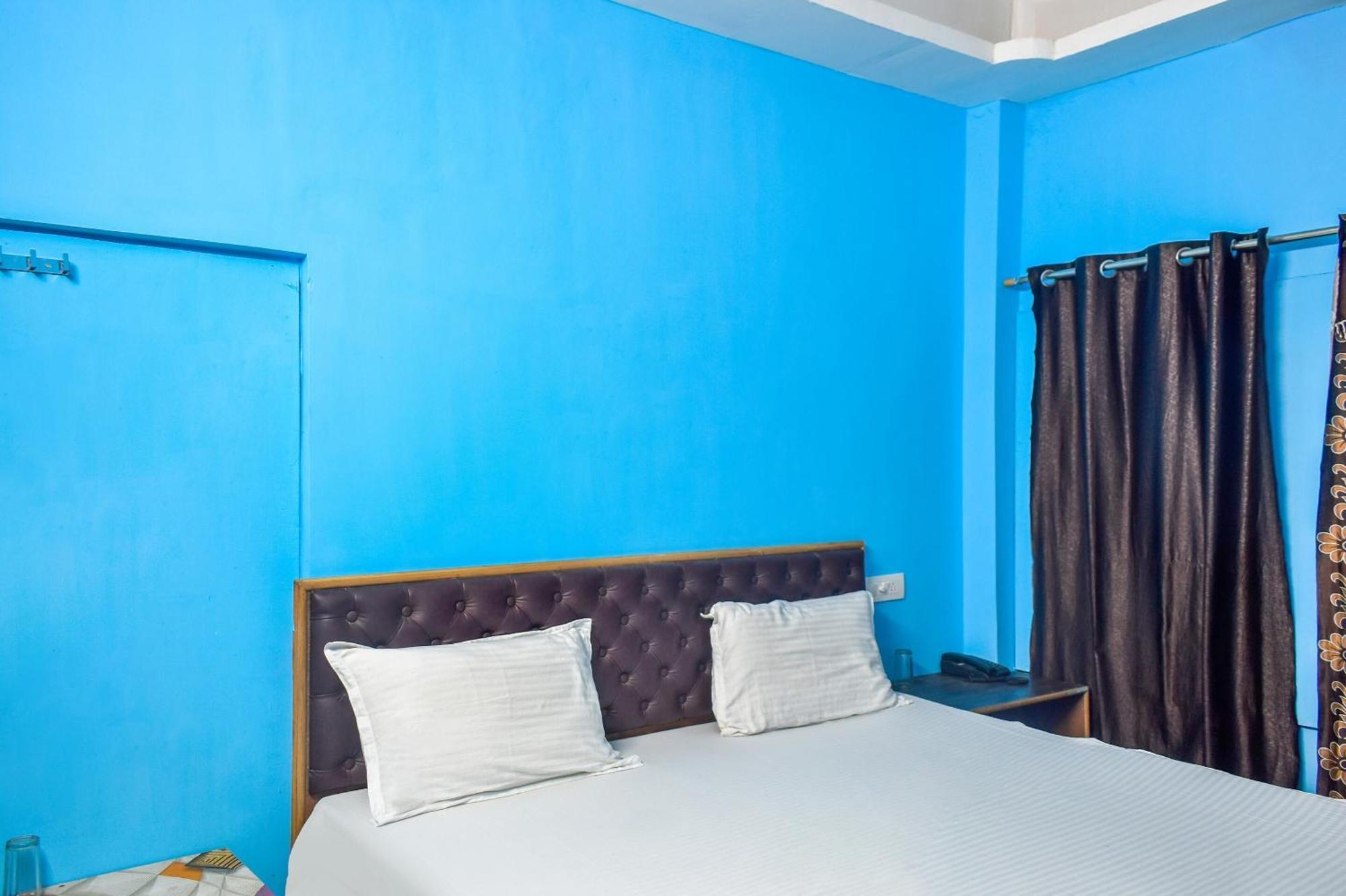 Super Hotel O Pradhan Nagar Силигури Экстерьер фото
