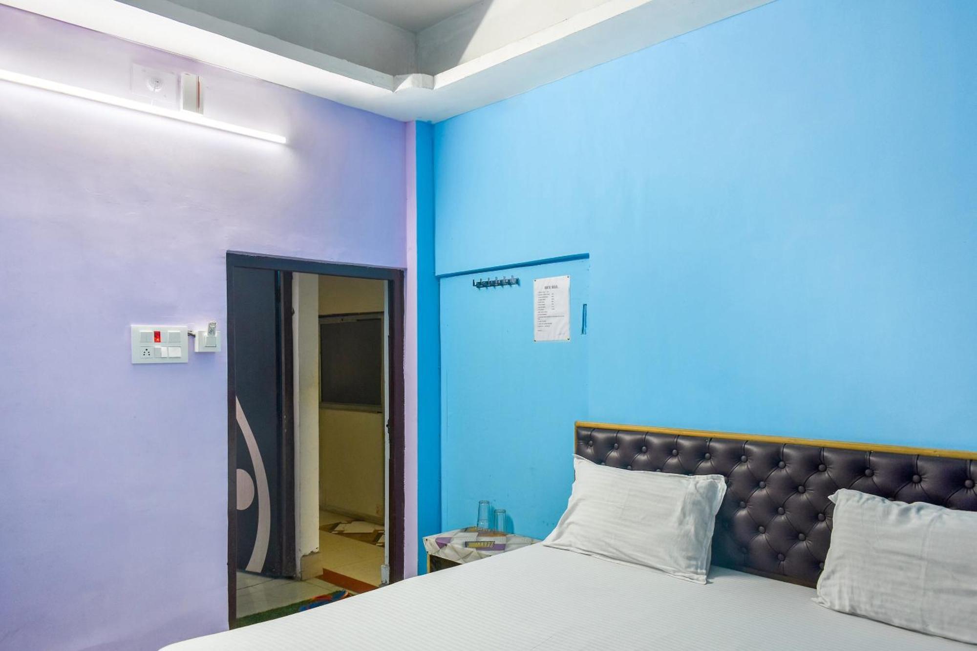 Super Hotel O Pradhan Nagar Силигури Экстерьер фото